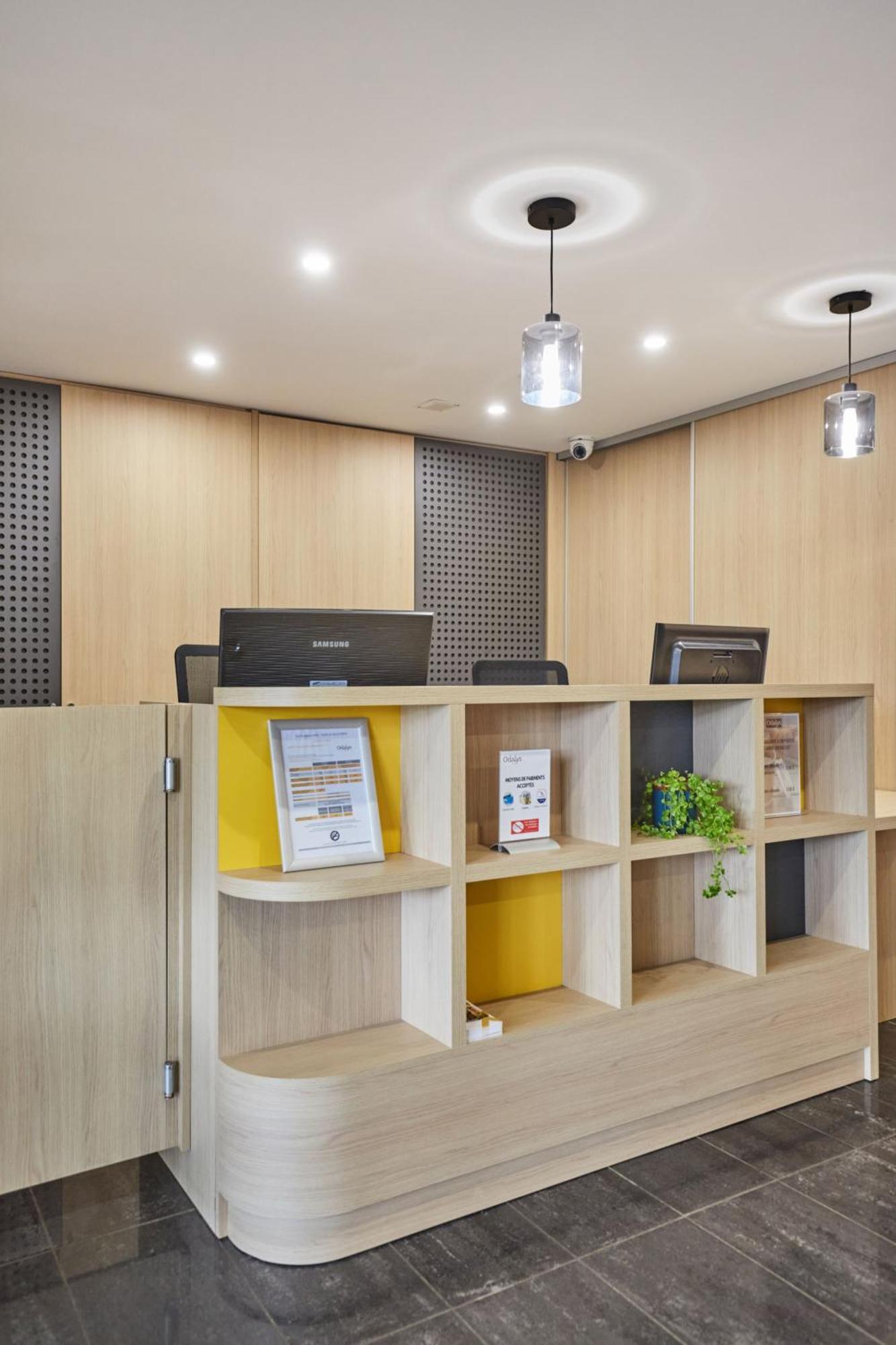 Appart Hotel Odalys City Aix En Provence Le Clos De La Chartreuse Aix-en-Provence Bagian luar foto