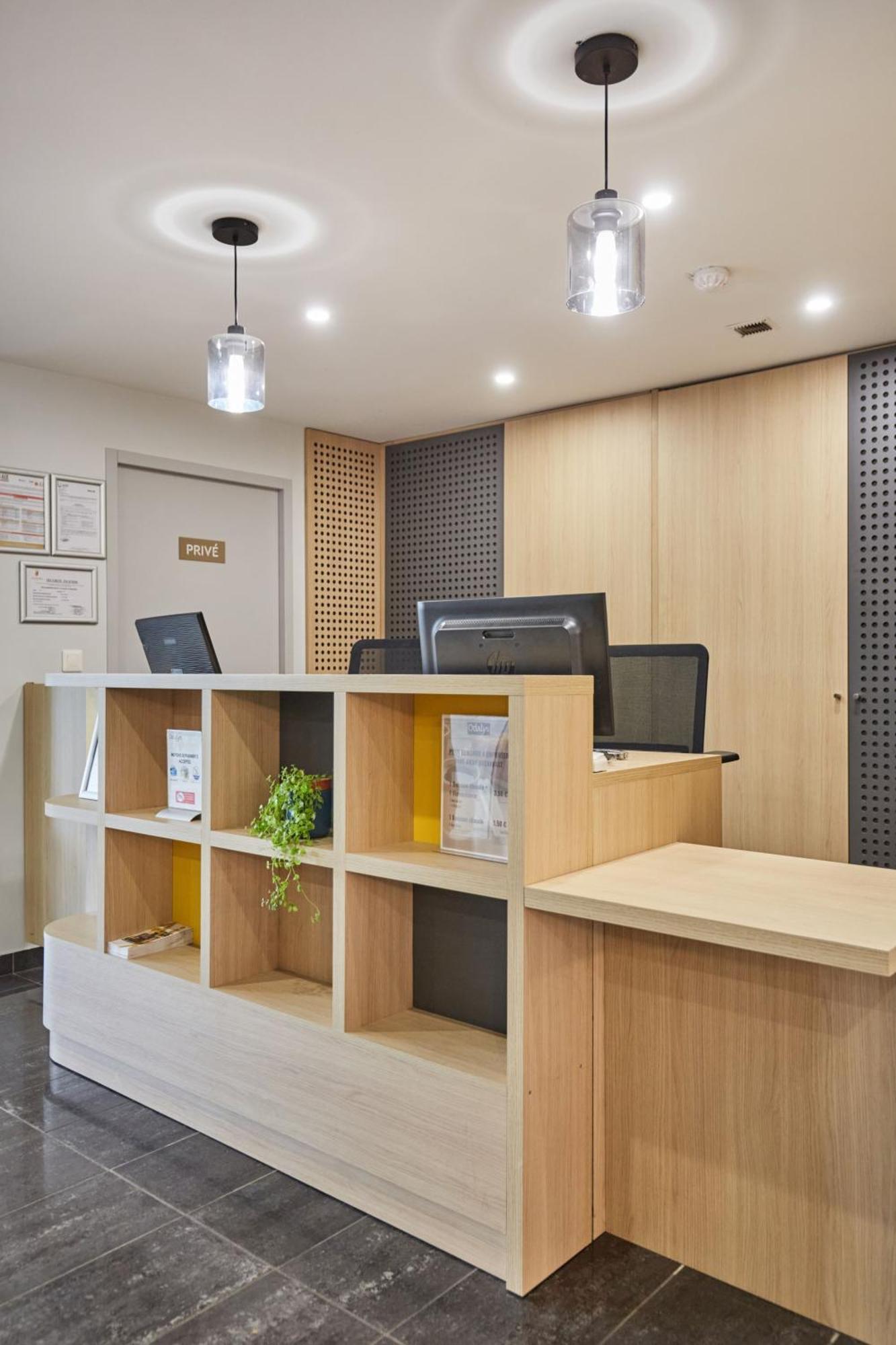 Appart Hotel Odalys City Aix En Provence Le Clos De La Chartreuse Aix-en-Provence Bagian luar foto