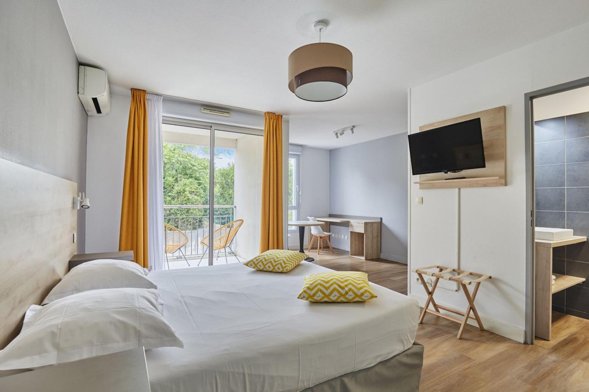 Appart Hotel Odalys City Aix En Provence Le Clos De La Chartreuse Aix-en-Provence Bagian luar foto