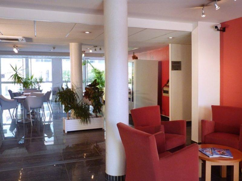 Appart Hotel Odalys City Aix En Provence Le Clos De La Chartreuse Aix-en-Provence Bagian luar foto